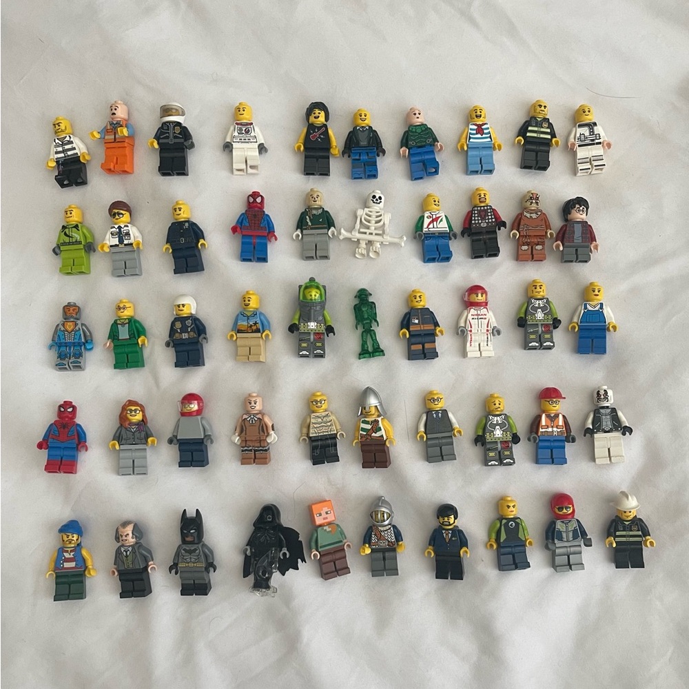Lego Minifigures lot of 50 Figures